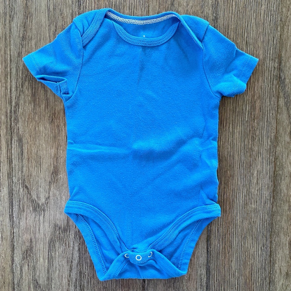 4/$10 Cloud Island onesie bodysuit 3-6 months